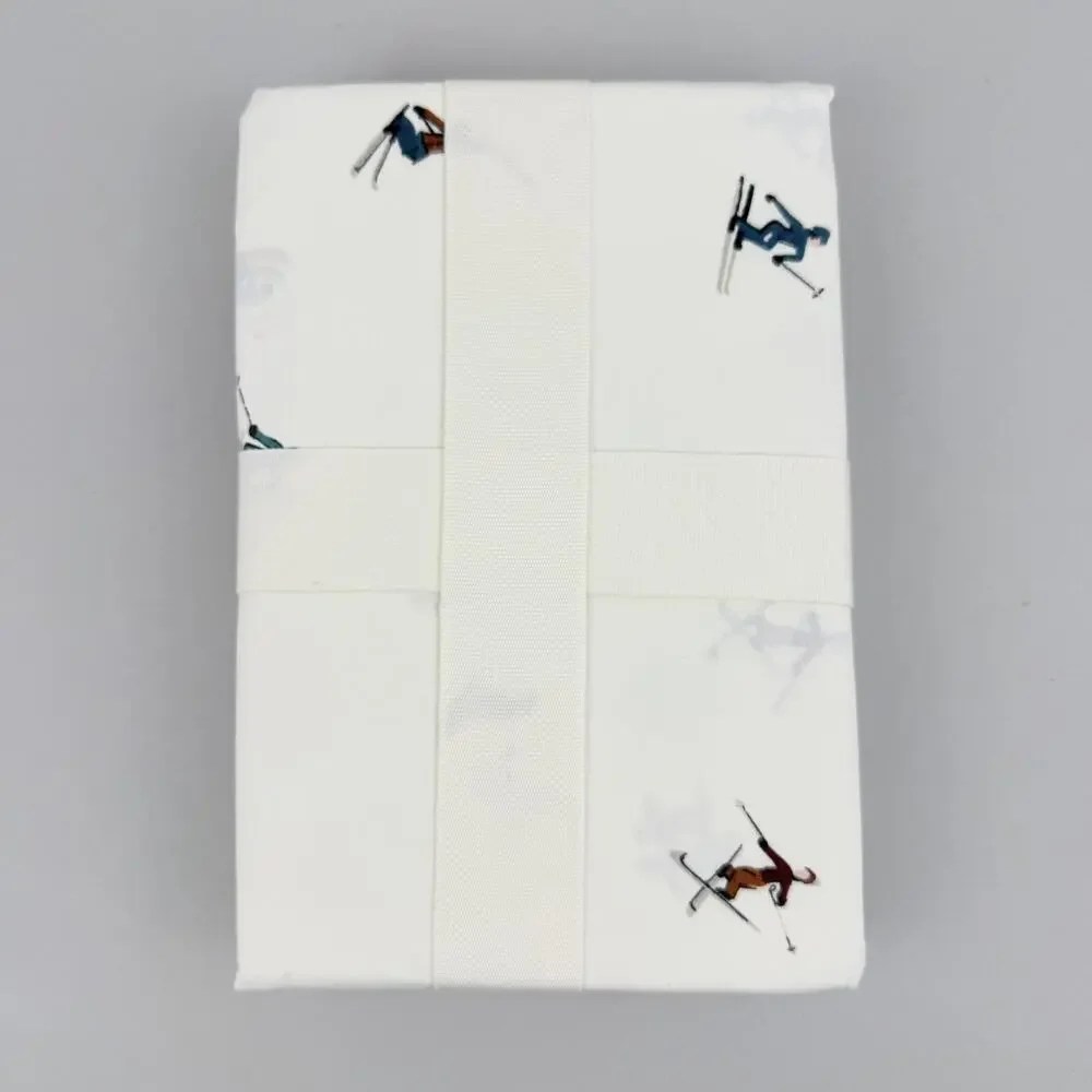 West Elm Skiers Pillowcases Set Of 2 Standard Percale Cream Cotton Winter New